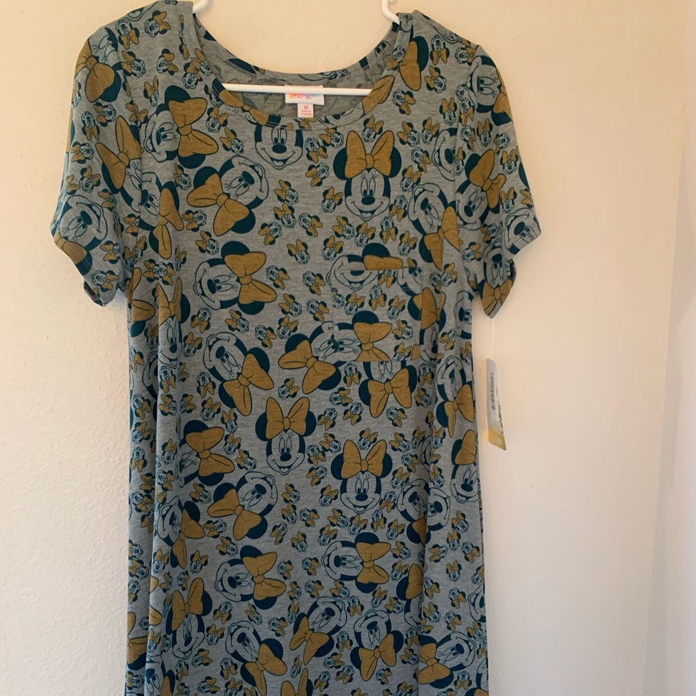 Lularoe Minnie Mouse print Carly- NEW!